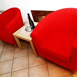 Bizzoni 3* تيرني