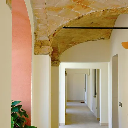 Aparthotel Bizzoni 3*