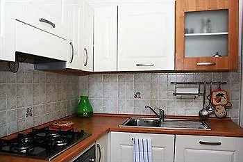 Aparthotel Bizzoni 3*