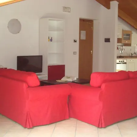 Bizzoni Aparthotel 3*